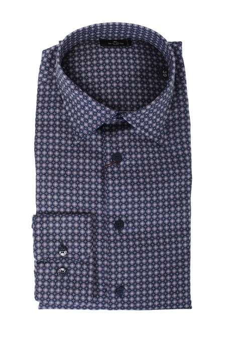 Shop ETRO Saldi Camicia: Etro camicia in cotone arricchita da una stampa all over.
100% cotone.
Vestibilità regular.
Colletto all'italiana.
Polsini con doppio bottone.
Made in Italy.. 1K526 5754-0200BLU